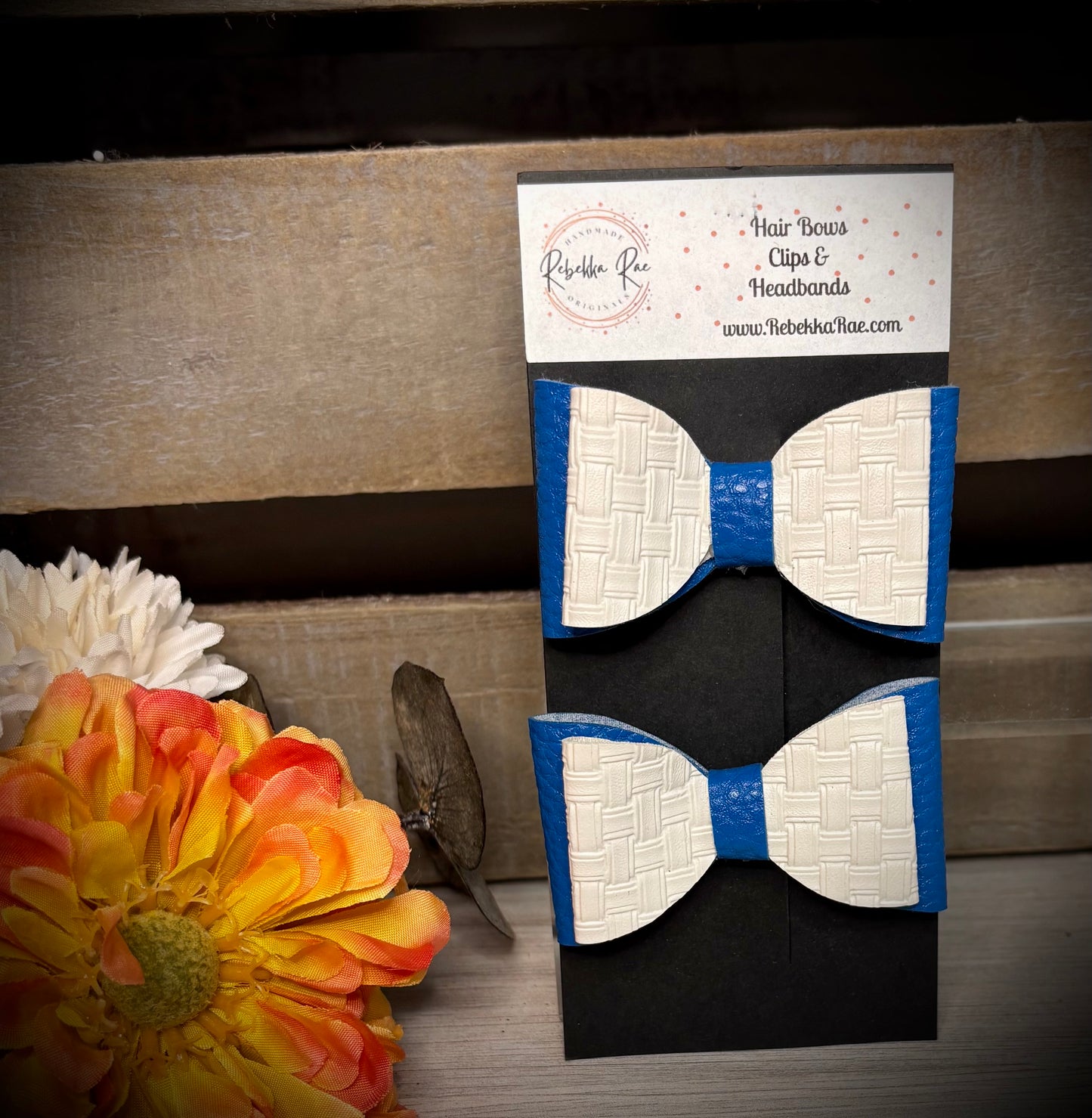 262- Blue/White Faux Leather Piggy Hairbows