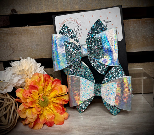 225- Triple Blue Glitter Hairbows