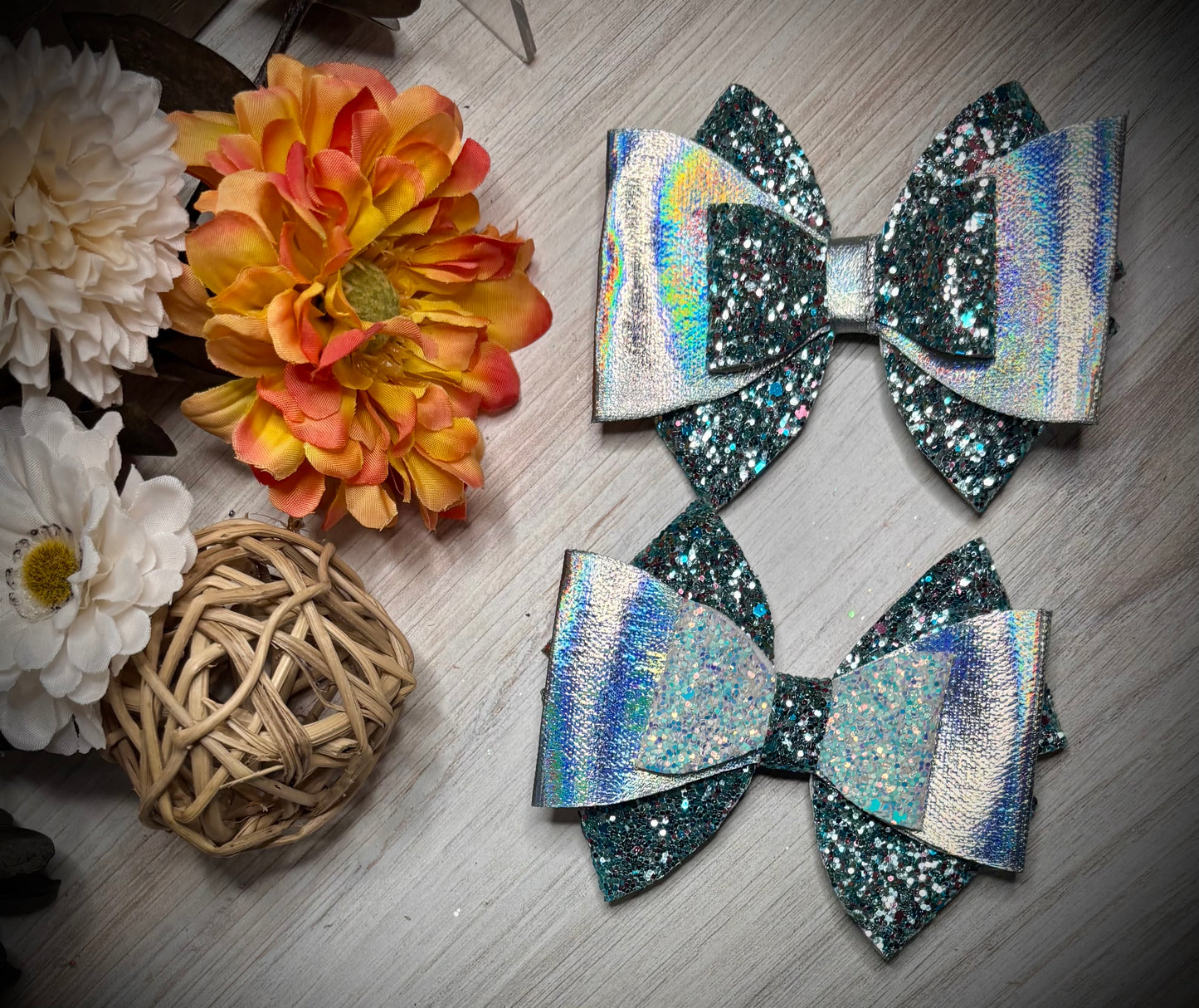 225- Triple Blue Glitter Hairbows