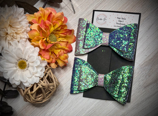 215- Double Blue/Green Glitter Hairbows