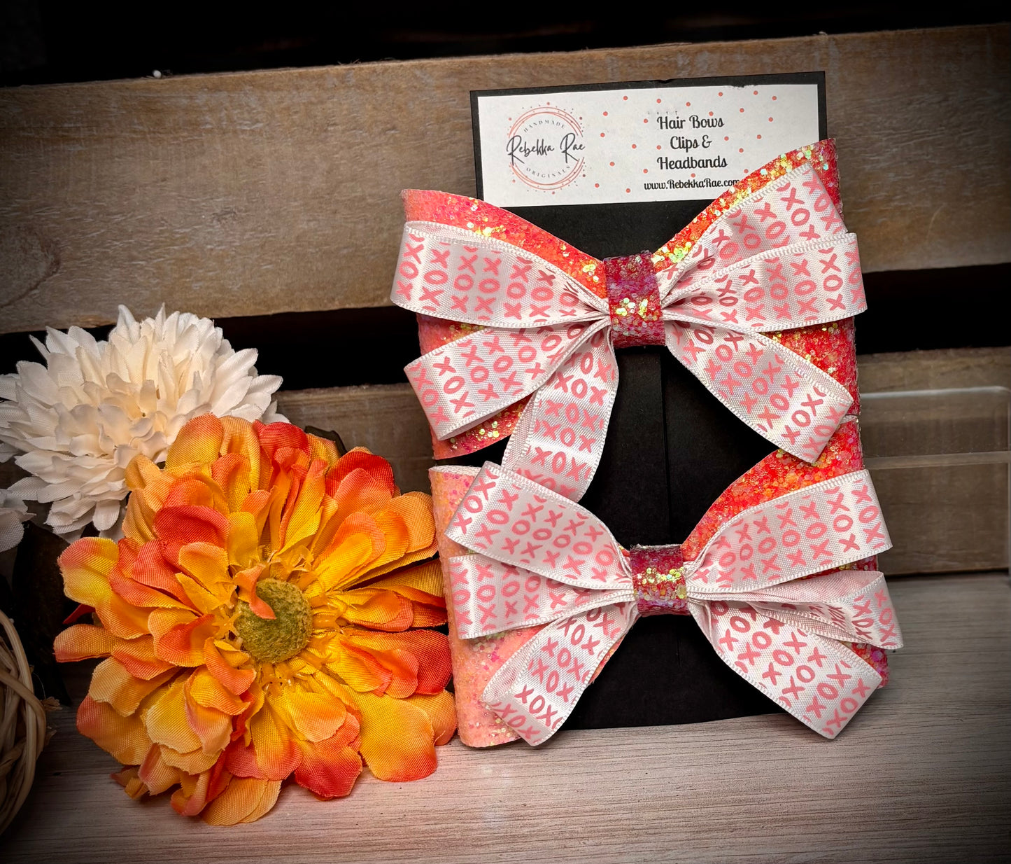 226- XOXO Pink Irredescent Glitter Hairbows