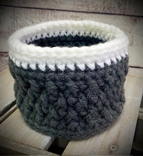 Dark Gray/White Basket