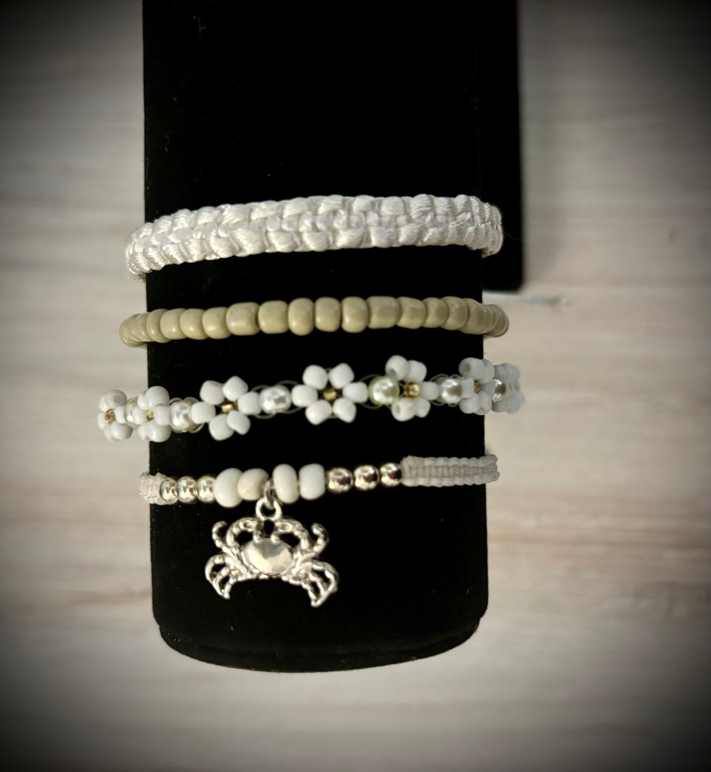 17- White/Neutral Bracelet Set