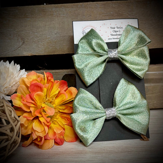 175- Sage Satin with Siver Glitter Centers Hairbows