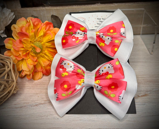 136- Hello Kitty & White Hairbows
