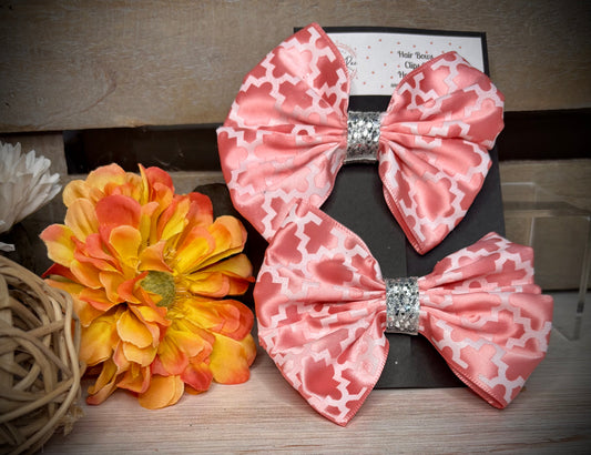 121- Pink/White Print Hairbows