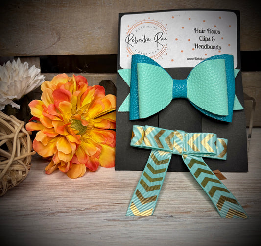 113- Shades of Aqua & Aqua Chevron Hairbows