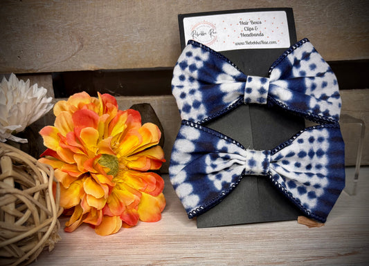 115- Blue/White Tie Dye Hairbows