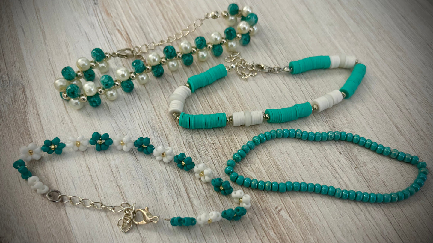 15- Teal/White Bracelet Set